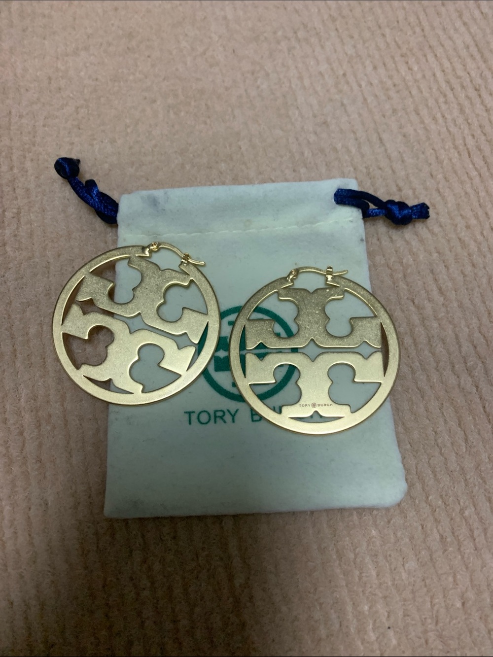 Tory Burch Gold Cutout Round Logo Hoop Earrings - Picture 5 of 5
